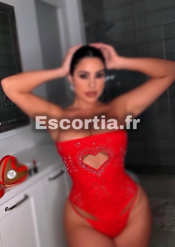 Laura VIP escort Auxerre