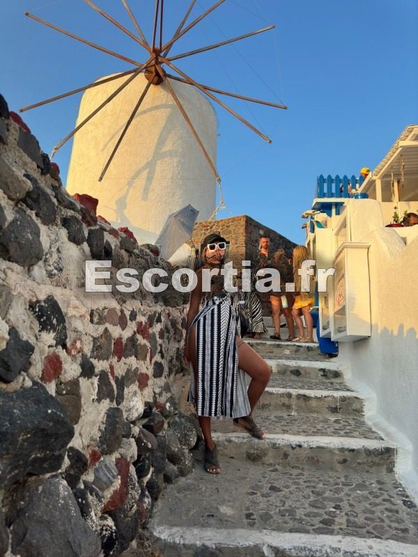 Danna Luxure escort Paris
