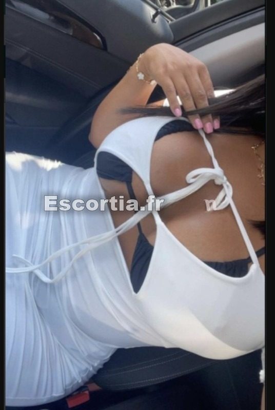 MASAGE NUE et rapport photo 3