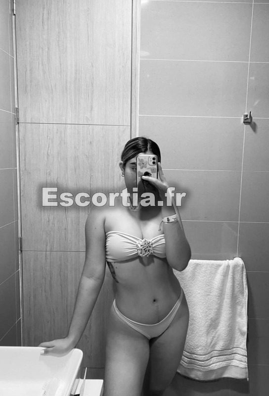 Maya photo 4