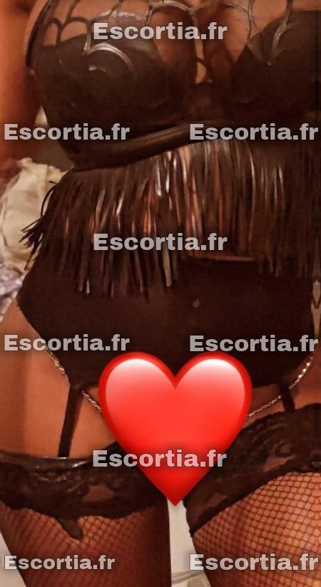 Aicha14 photo 4