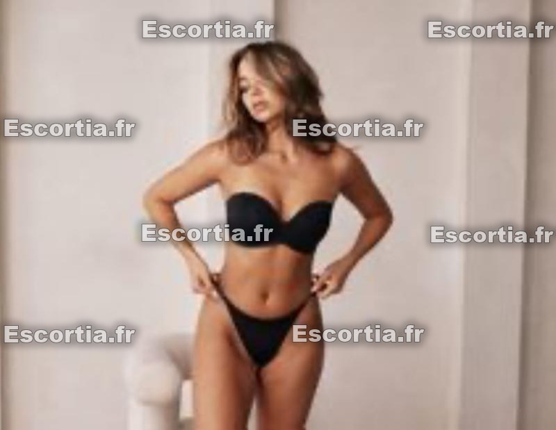 Alexia25 photo 2