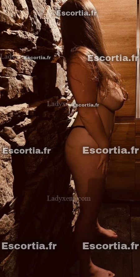 Aliix photo 2