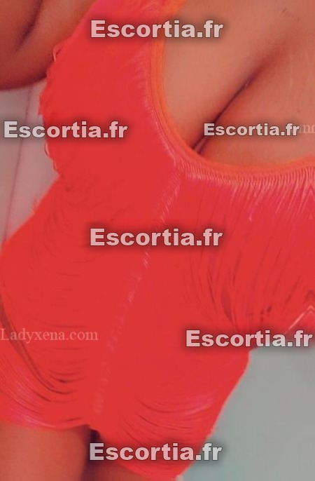 Aline75 photo 3