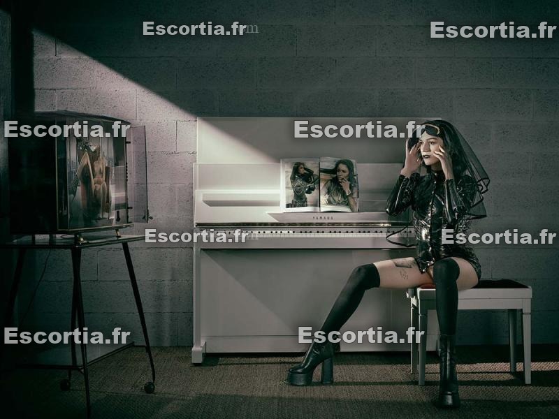 Angelinaxscott photo 4