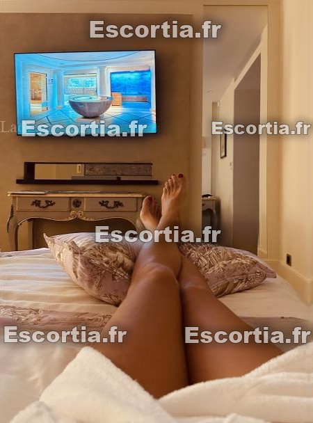 Caratc escort cannes