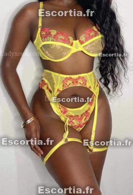 Carolablack escort Tarbes