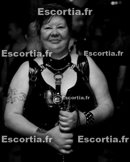 Carolynedoe escort BAYONNE