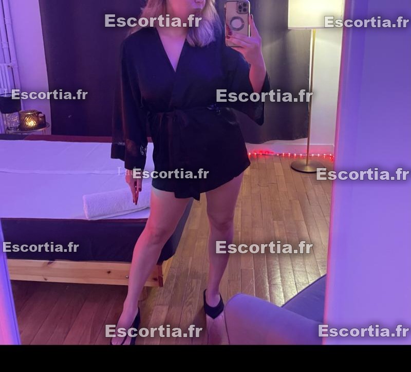 Cristina1994 escort Paris