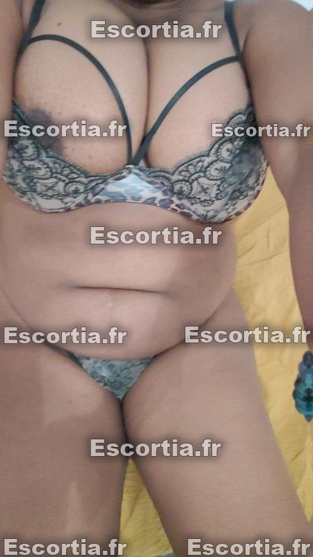 Croquante29 escort NANTES