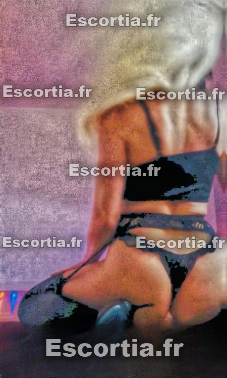Curiositedakini photo 5