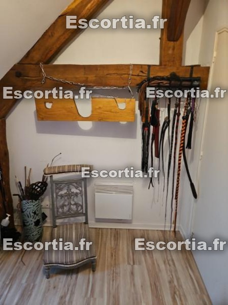 Elodiexxx photo 3