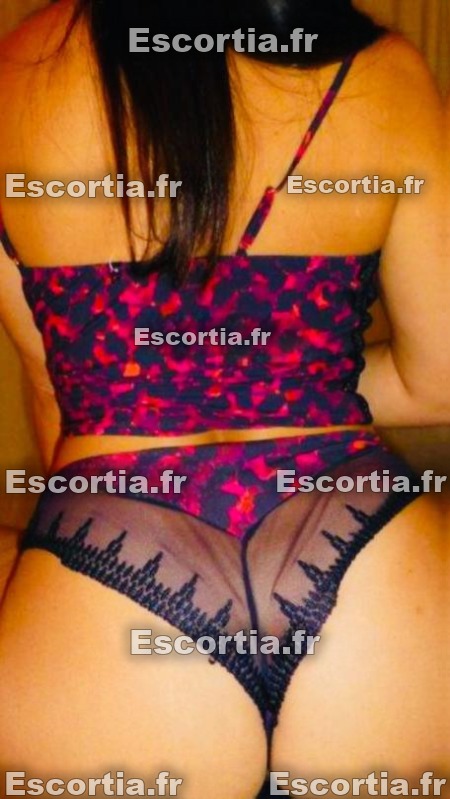 Emma Nantaise escort Nantes
