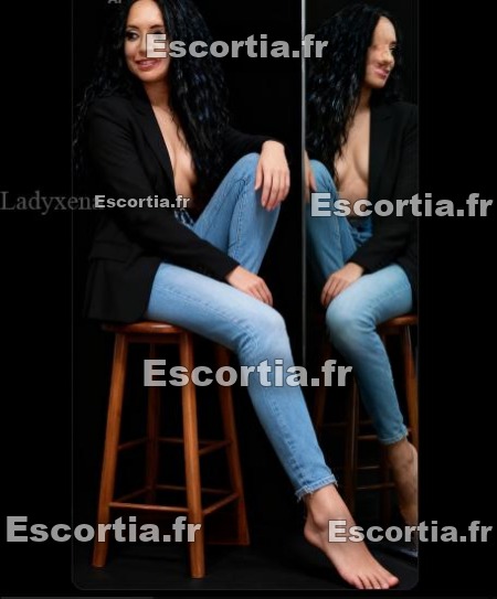 Esmeralda1 photo 3