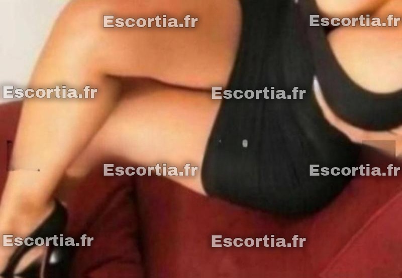 Fernandamassage escort Nantes