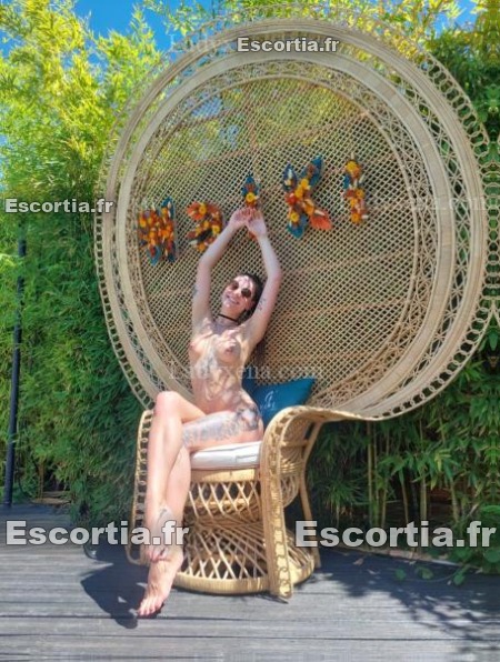 Fleurclara escort Lille