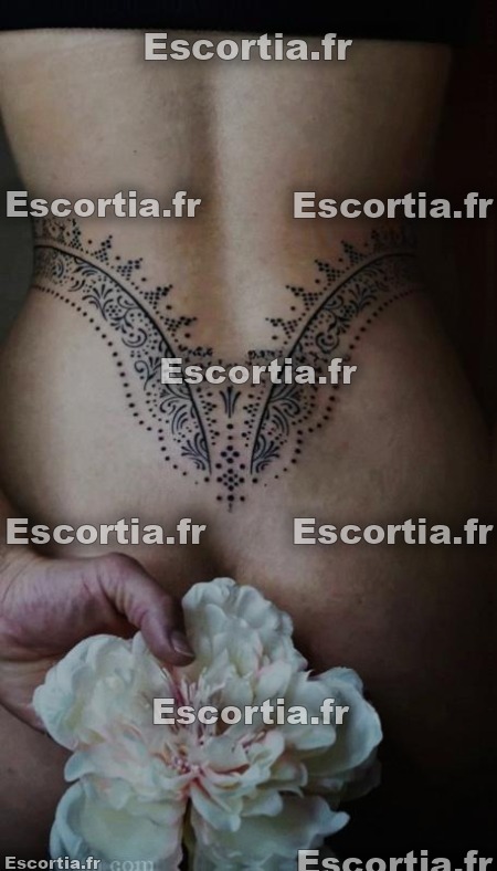 Fleurparis escort Paris