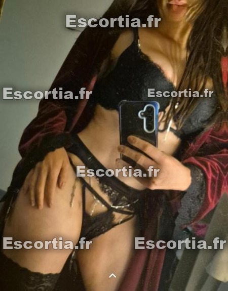 Guilia escort Lorient