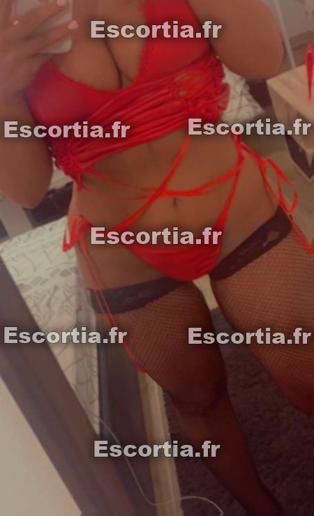Juliadouceee photo 4