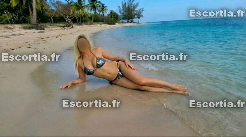 Jullia photo 3