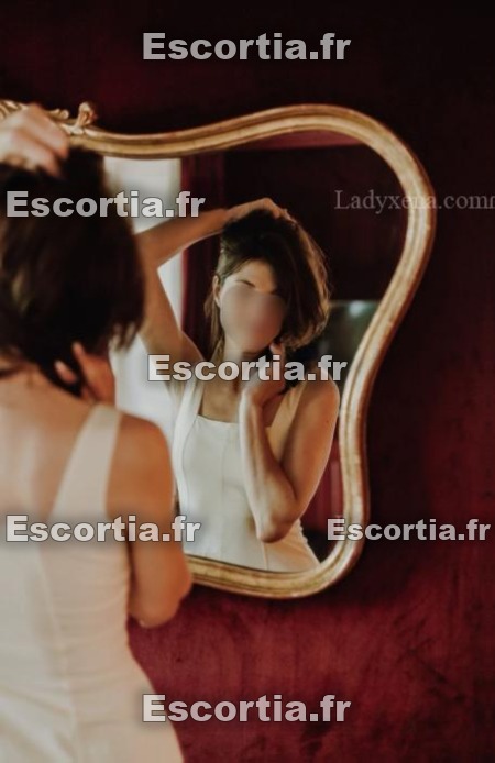 Katerose escort Paris