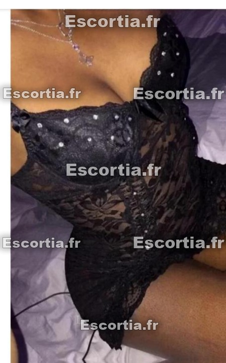 Kattysexy escort Calais
