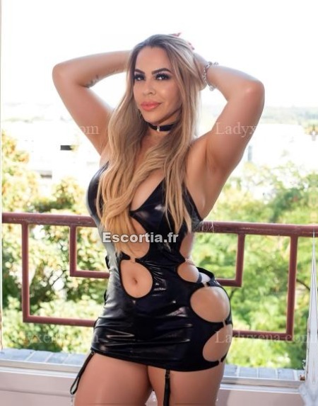 Kelllem escort Clermont Ferrand