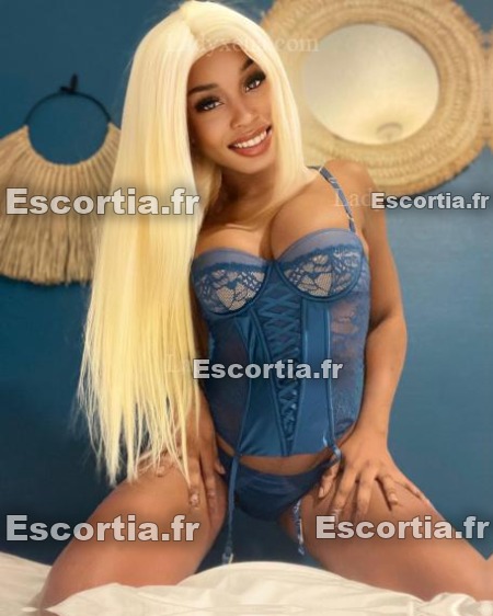 Kenya escort Nantes