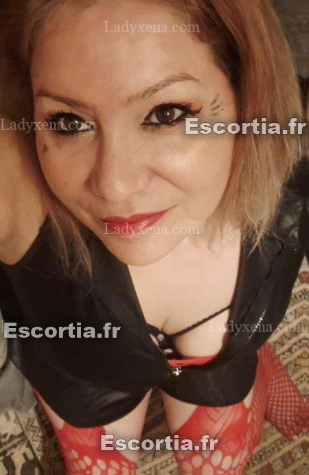 Ladyjulia photo 3