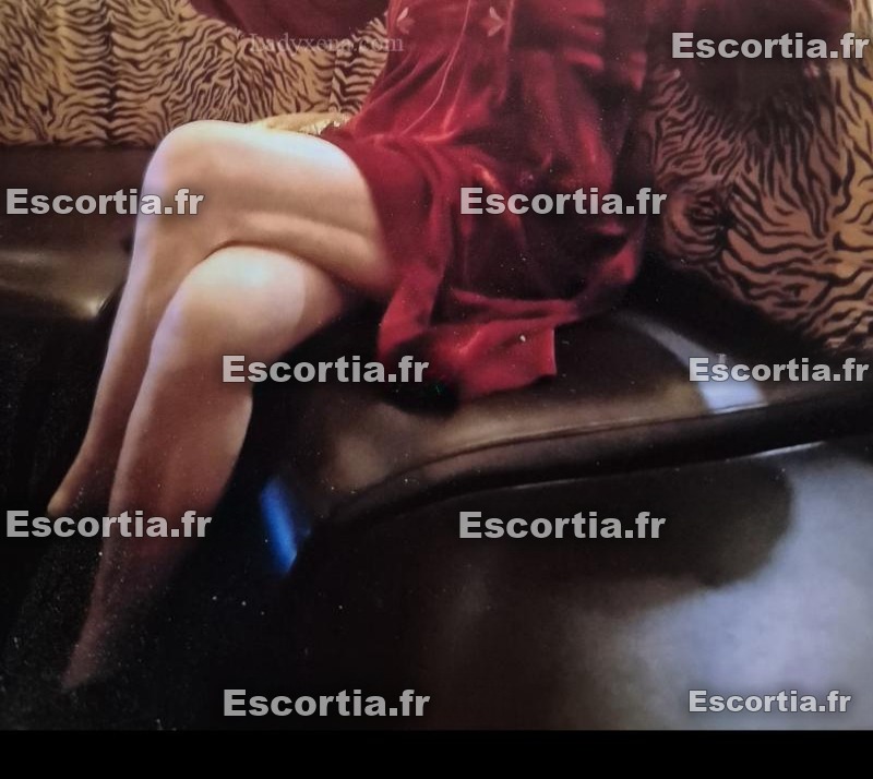 Ladyviolette escort Lyon