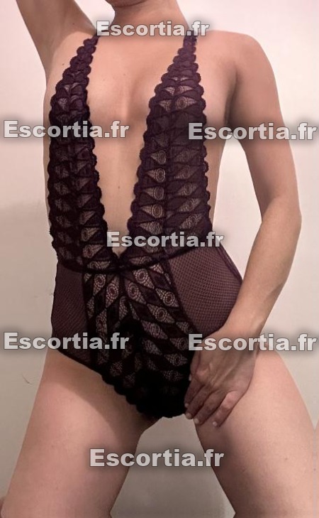 Lea Paris 28 escort Paris