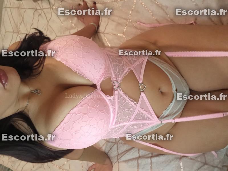 Leila06 escort Villeurbanne