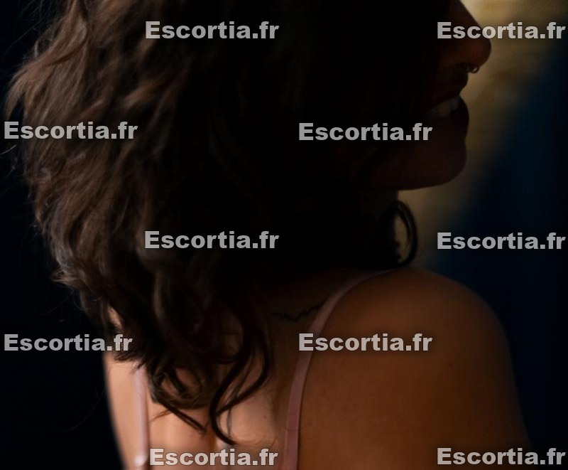 Louve Avril photo 3