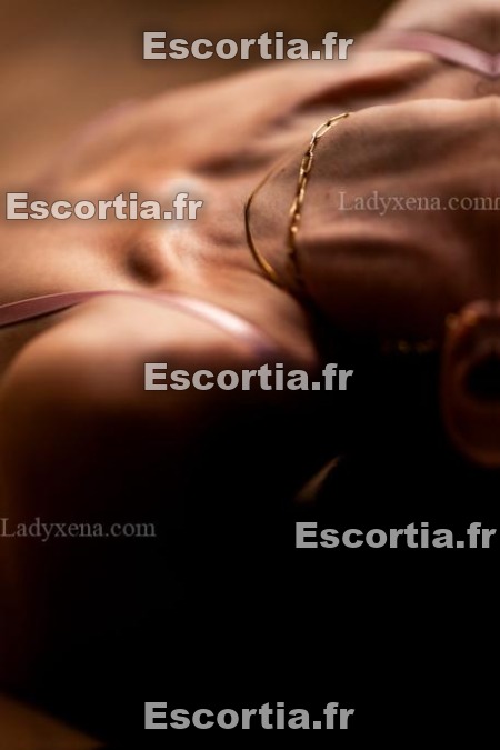 Louve Avril photo 4