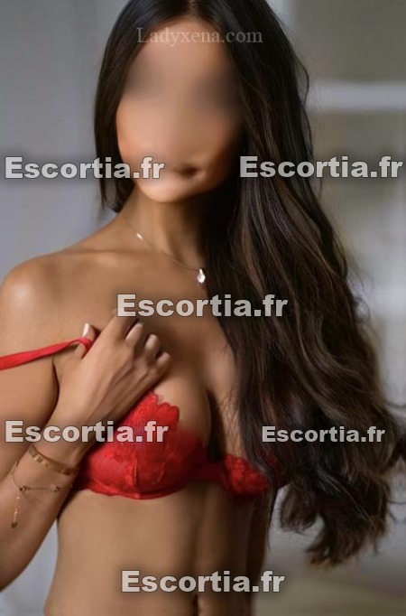 Lovebychloe escort Lyon