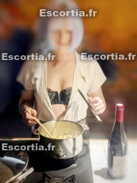 Lulak escort Bourgoin - Jallieu