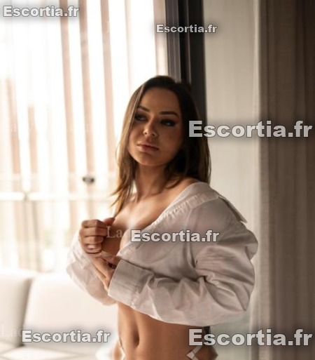 Lunavaz escort Puteaux