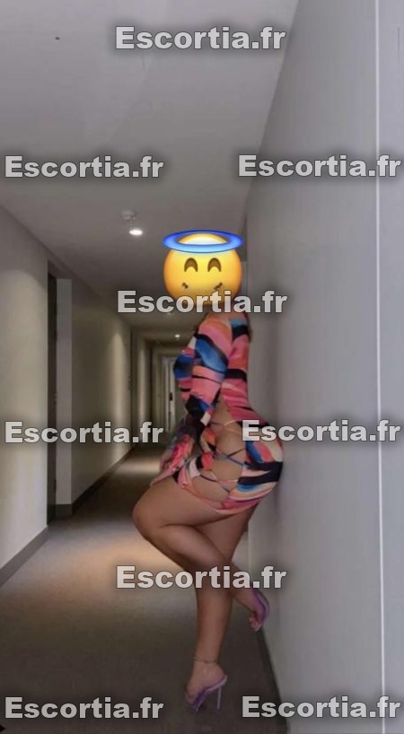 Lyalove13 escort Salon-de-provence