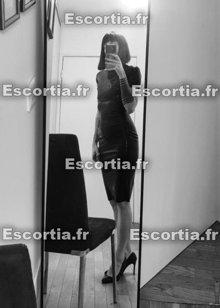 Mad J escort Paris