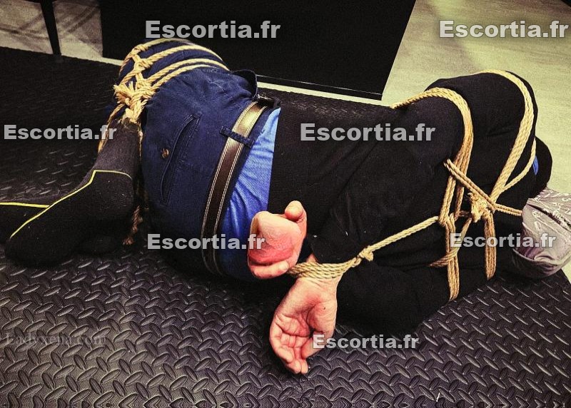 Madameartemis photo 5