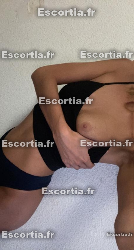 Mademoiclara photo 5