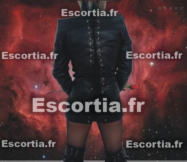 Maitresse Mtlea photo 3