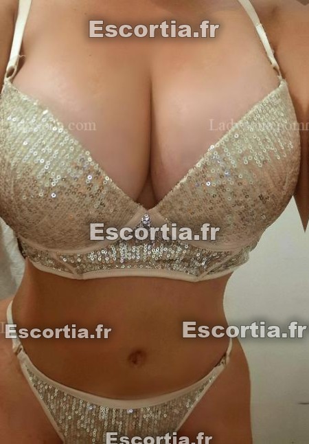 Martina photo 2