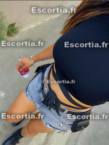 Massagesoso escort Nimes