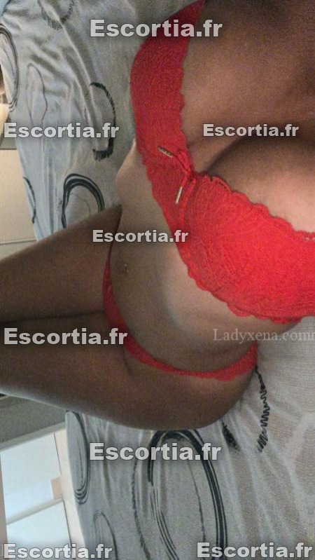 Melissabella photo 5