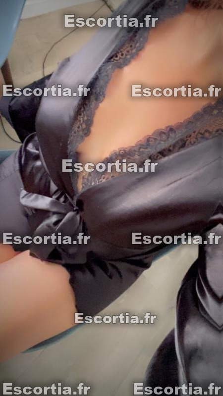 Mina 7 photo 2
