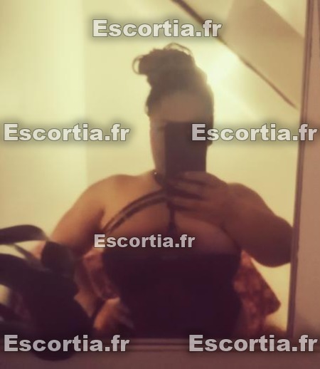 Missshello photo 3