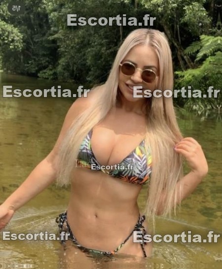 Nadilatina escort BOURGOIN JALLIEU