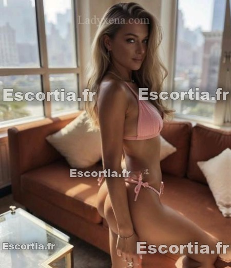 Nicole1 photo 3
