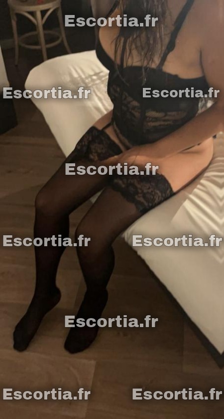 Nisscoquine escort Aix-les-bains
